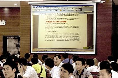 主管部门昨日集中约谈武汉102家4S店负责人